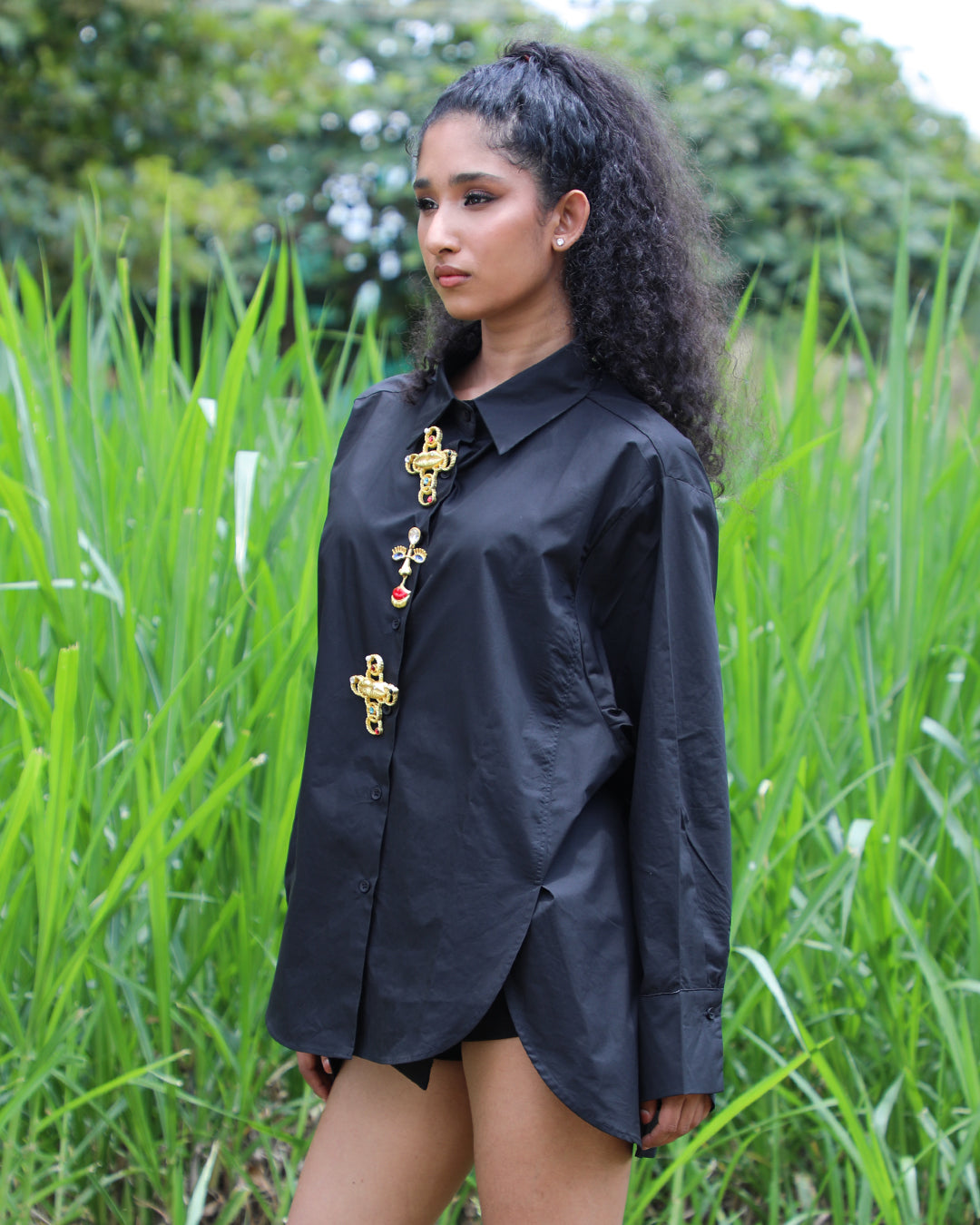 Noir Charm Shirt by Stilat
